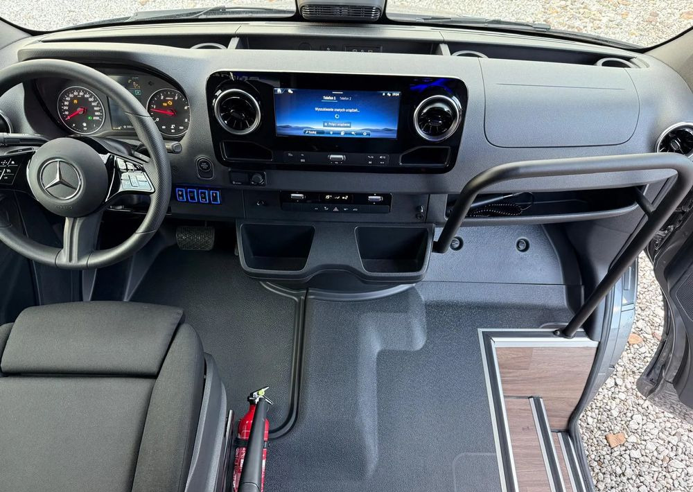 Minibús, Furgoneta de pasajeros nuevo Mercedes-Benz Sprinter 519: foto 14