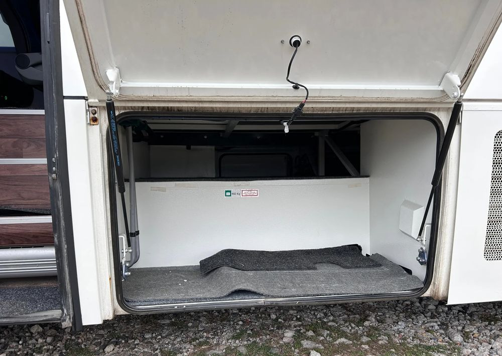 Isuzu Grand Toro - Otros maquinaria: foto 5 Isuzu Grand Toro - Otros maquinaria: foto 5