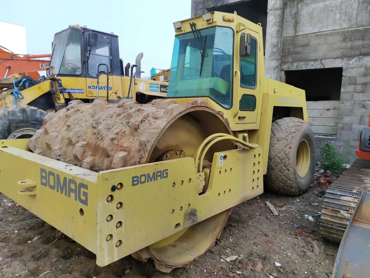 BOMAG BW 217D-2 - Compactador: foto 2 BOMAG BW 217D-2 - Compactador: foto 2