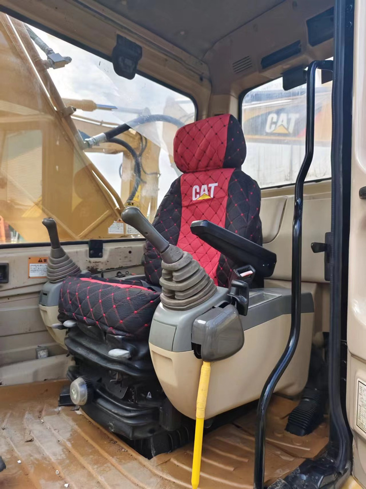 CATERPILLAR CAT 320BL - Excavadora de cadenas: foto 5 CATERPILLAR CAT 320BL - Excavadora de cadenas: foto 5