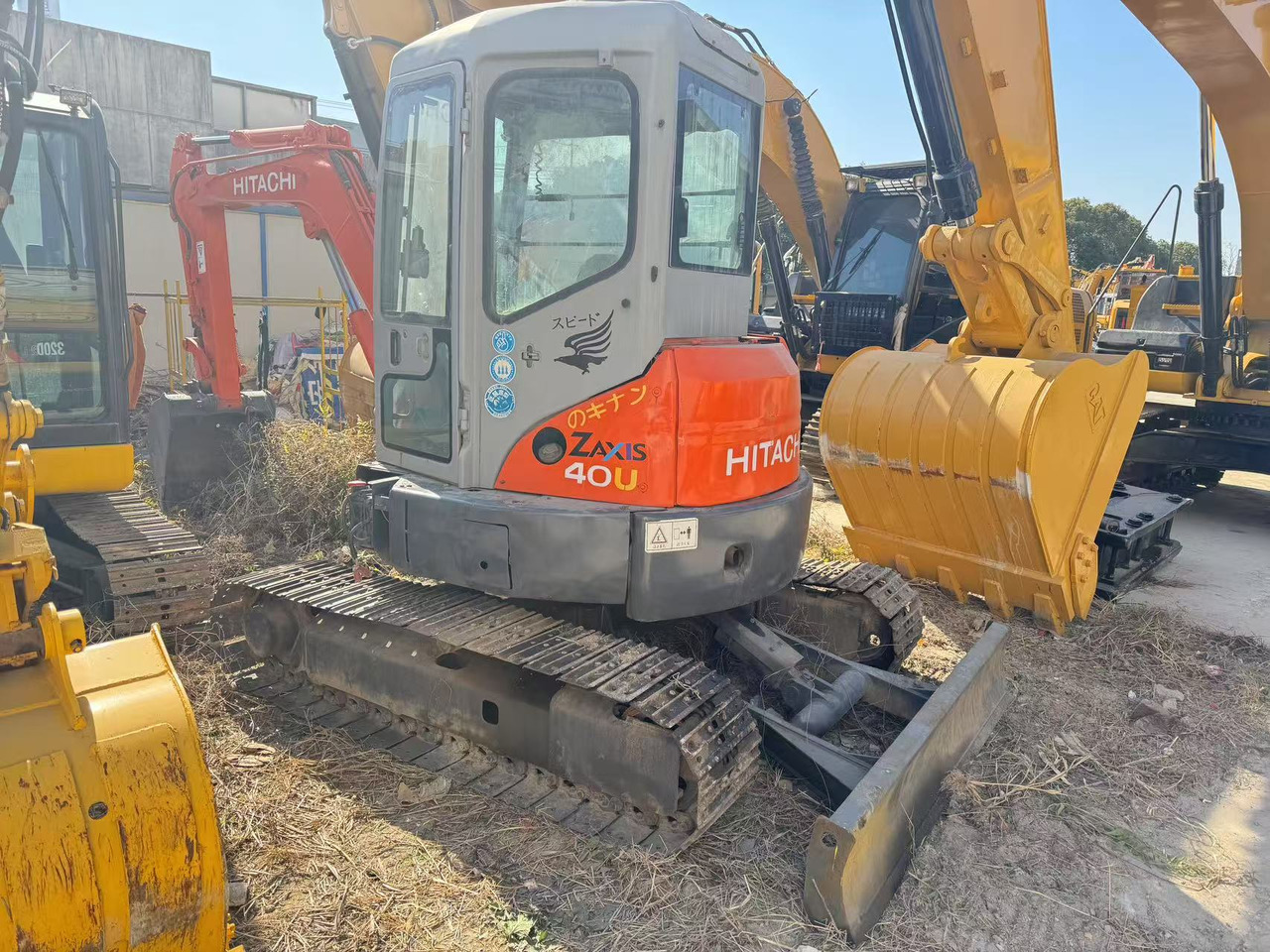 HITACHI ZX40U - Miniexcavadora: foto 1 HITACHI ZX40U - Miniexcavadora: foto 1