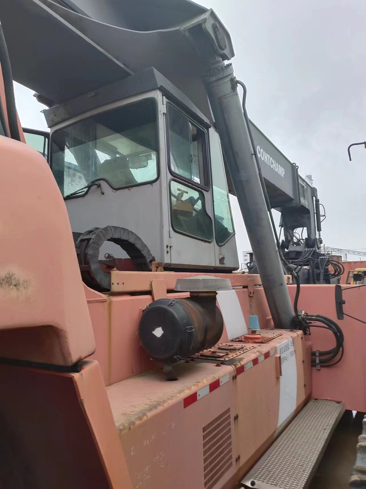 KALMAR DRF450 - Reach stacker: foto 3 KALMAR DRF450 - Reach stacker: foto 3