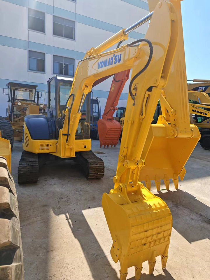 KOMATSU PC55MR - Miniexcavadora: foto 2 KOMATSU PC55MR - Miniexcavadora: foto 2