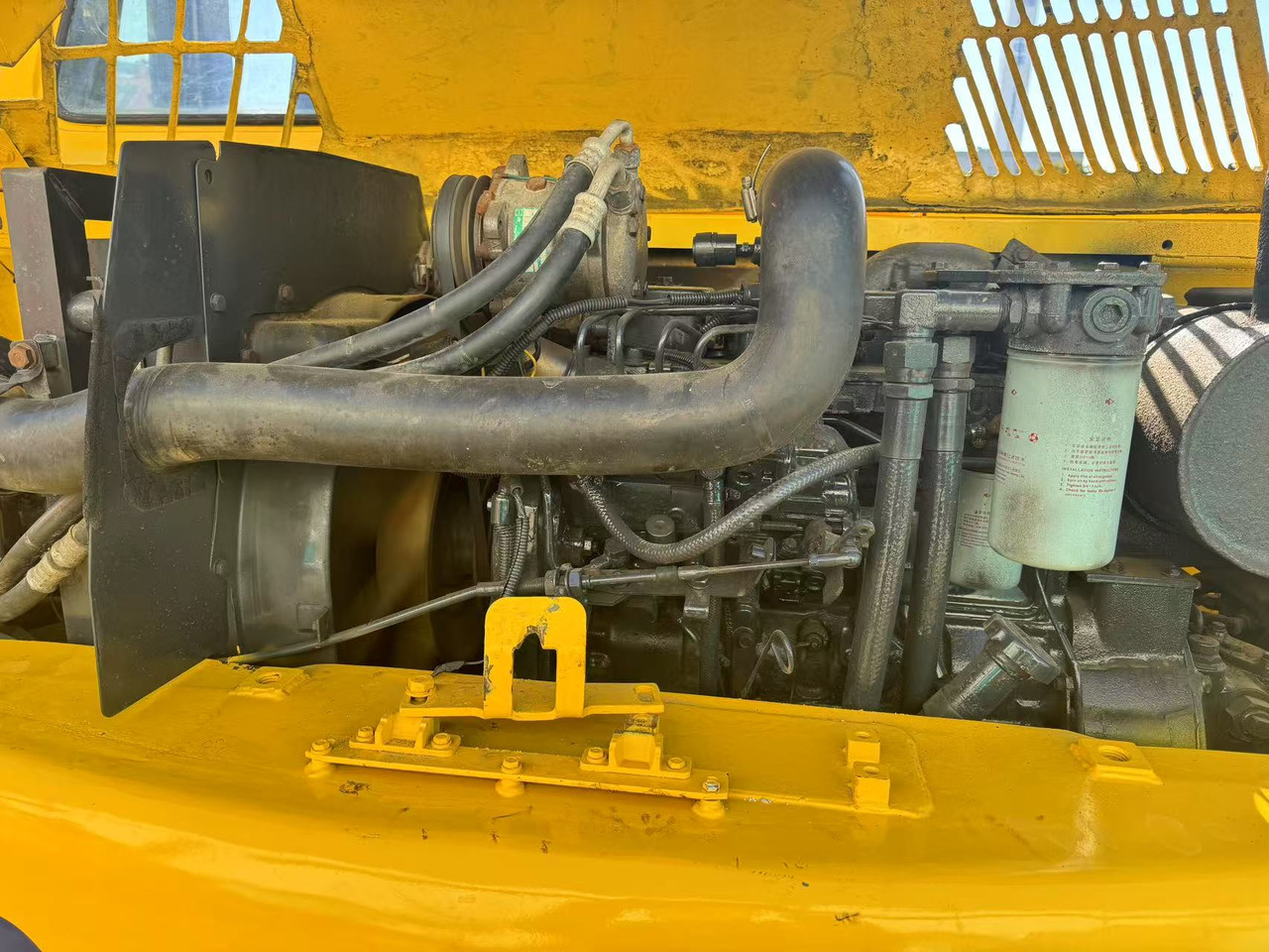 Excavadora de cadenas KOMATSU PC60-7: foto 8