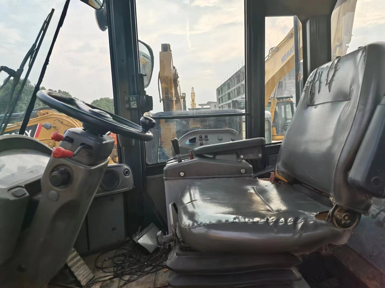KOMATSU WA380-6 - Cargadora de ruedas: foto 4 KOMATSU WA380-6 - Cargadora de ruedas: foto 4
