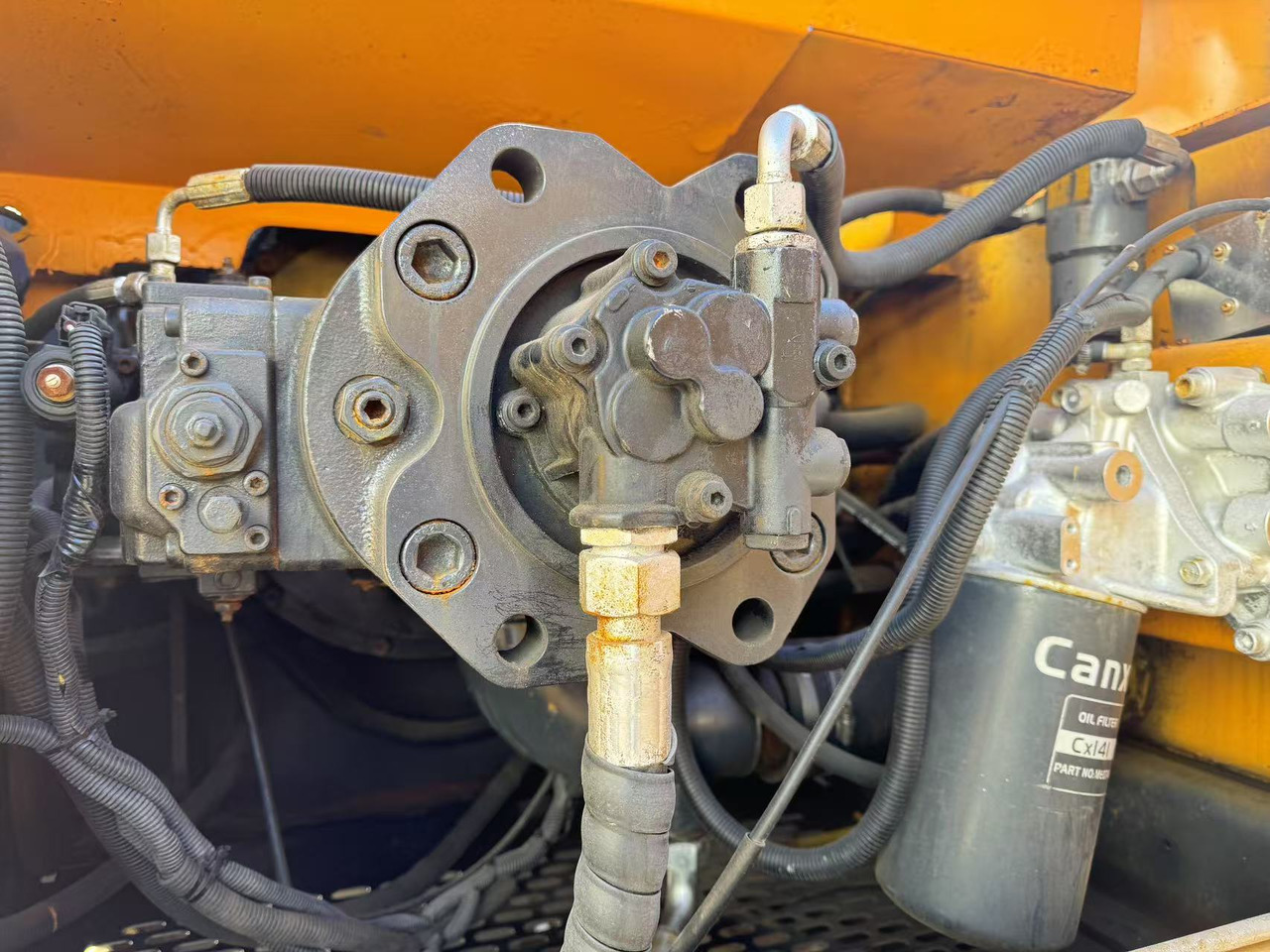 SANY SY215C - Excavadora de cadenas: foto 5 SANY SY215C - Excavadora de cadenas: foto 5