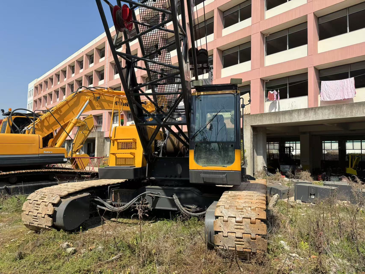 SANY scc550c - Grúa sobre orugas: foto 2 SANY scc550c - Grúa sobre orugas: foto 2