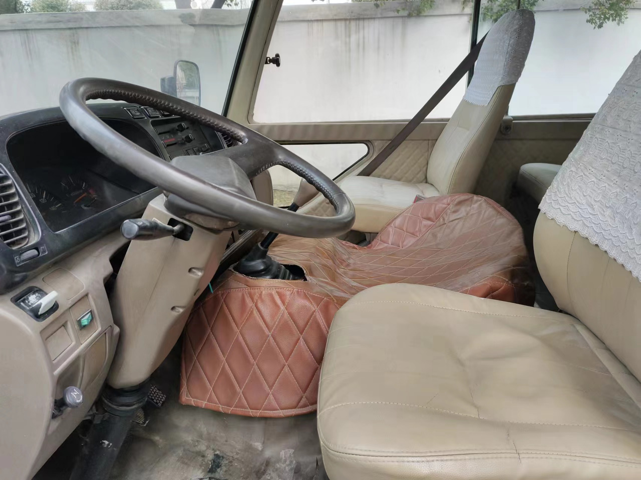 TOYOTA coaster - Minibús, Furgoneta de pasajeros: foto 5 TOYOTA coaster - Minibús, Furgoneta de pasajeros: foto 5