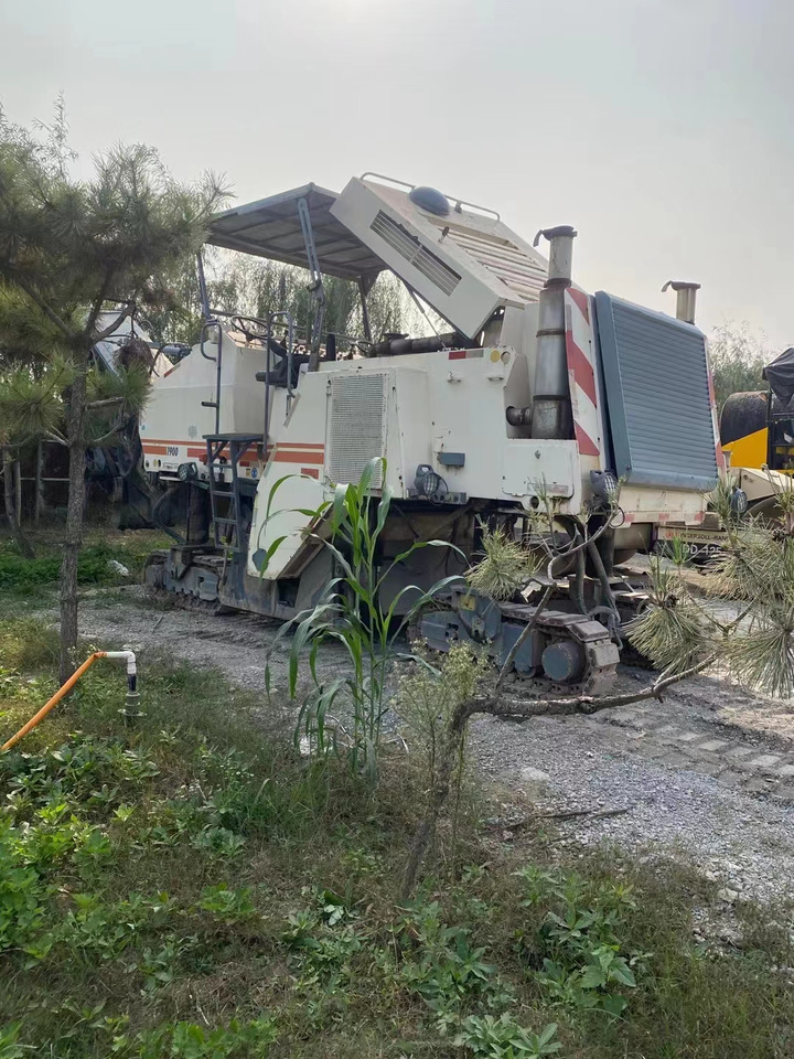WIRTGEN 1900 - Fresadora en frío: foto 4 WIRTGEN 1900 - Fresadora en frío: foto 4