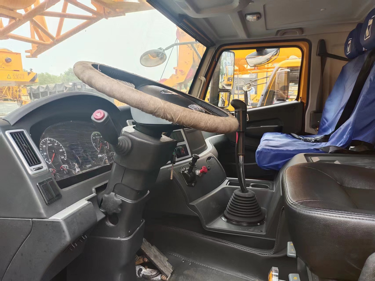 XCMG QY70K - Autogrúa: foto 4 XCMG QY70K - Autogrúa: foto 4