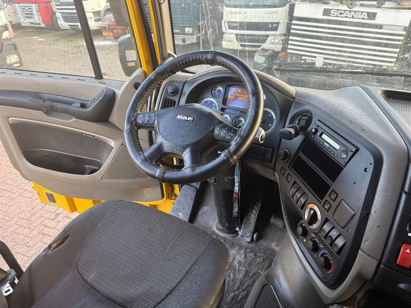 Cabeza tractora DAF XF 105.460 Tractor unit: foto 15