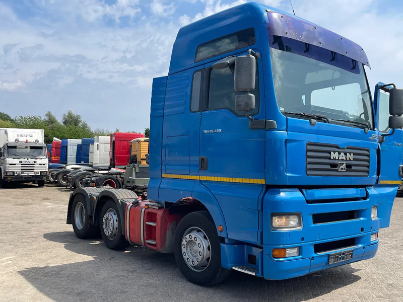 Cabeza tractora MAN TGA 26.430 TRACTOR UNIT: foto 9