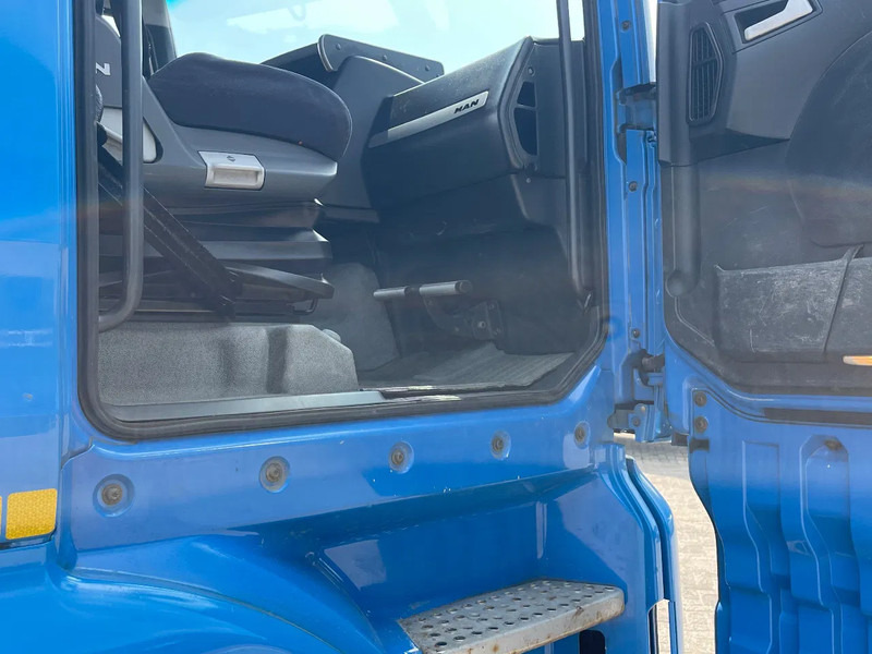 Cabeza tractora MAN TGA 26.430 TRACTOR UNIT: foto 20