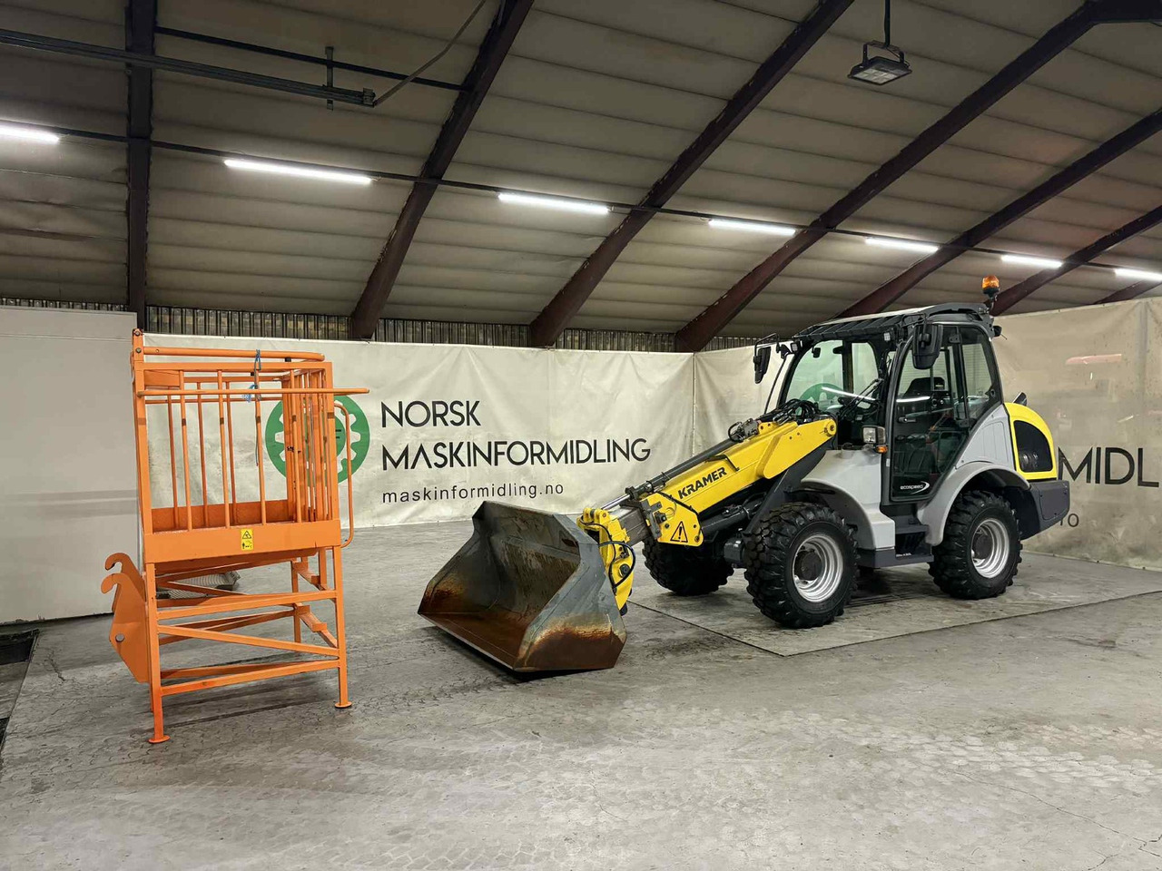 KramerAllrad 8085T #Traktor, Mannskapskurv og Skuffe - Cargadora de ruedas: foto 4 KramerAllrad 8085T #Traktor, Mannskapskurv og Skuffe - Cargadora de ruedas: foto 4