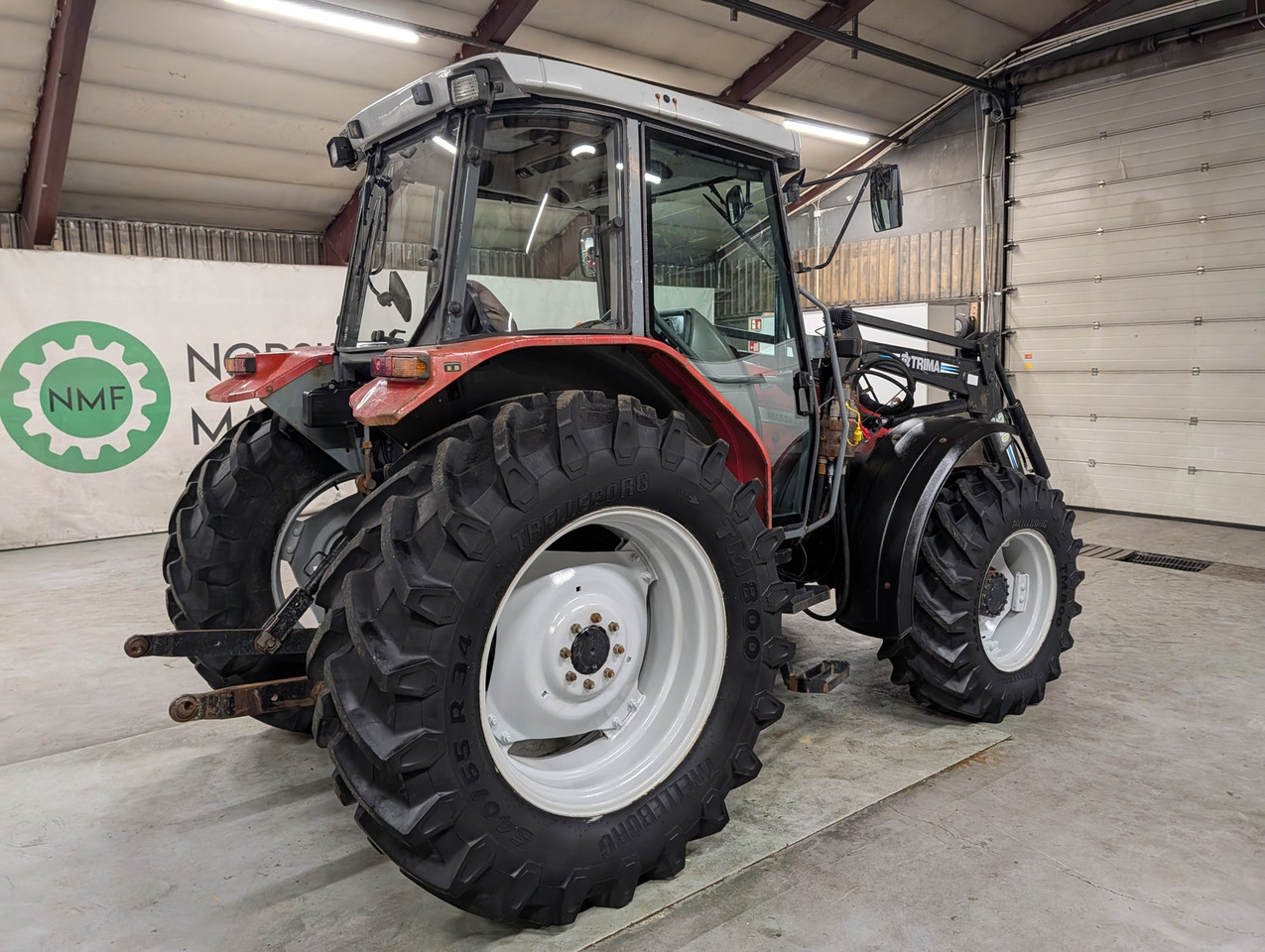 Massey Ferguson 4255 - Tractor: foto 5 Massey Ferguson 4255 - Tractor: foto 5