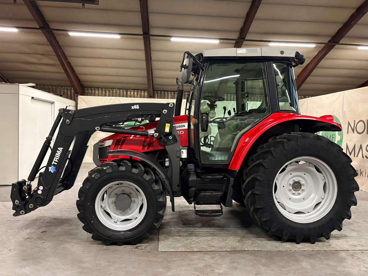 Massey Ferguson Massey Ferguson 5610 #Innbytte - Tractor: foto 2 Massey Ferguson Massey Ferguson 5610 #Innbytte - Tractor: foto 2