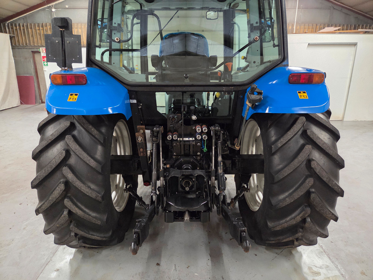 New Holland T5060 #Fin 1 eiers traktor - Tractor: foto 5 New Holland T5060 #Fin 1 eiers traktor - Tractor: foto 5