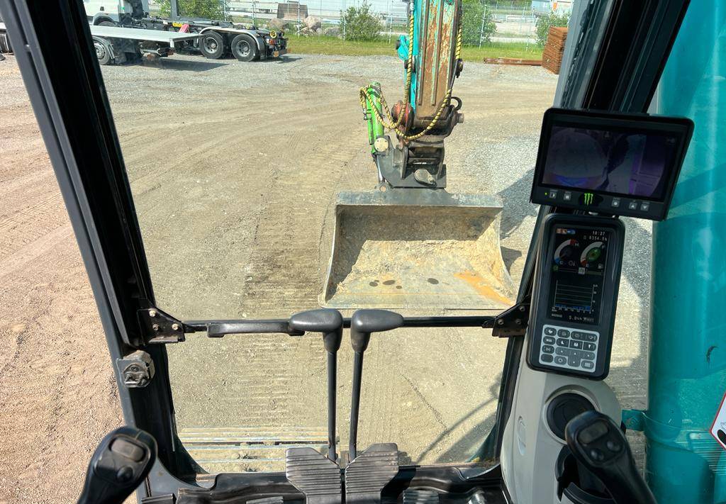 Leasing de Kobelco SK 210 LC-10  Kobelco SK 210 LC-10: foto 12
