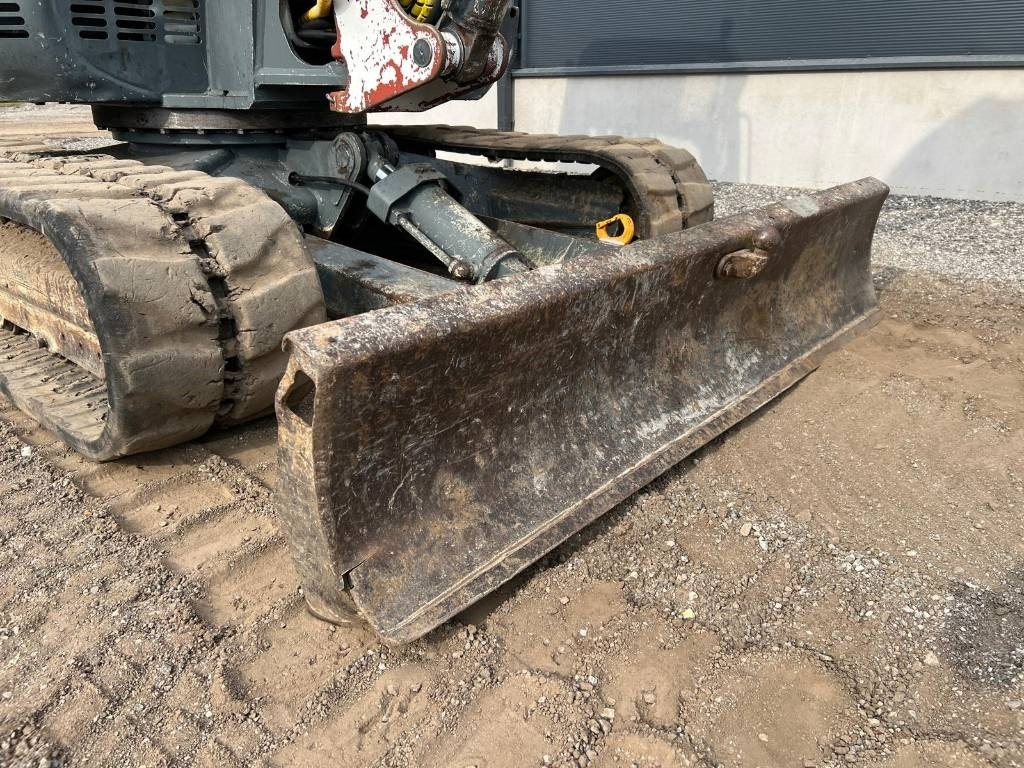 Miniexcavadora Neuson 6003 RD: foto 9
