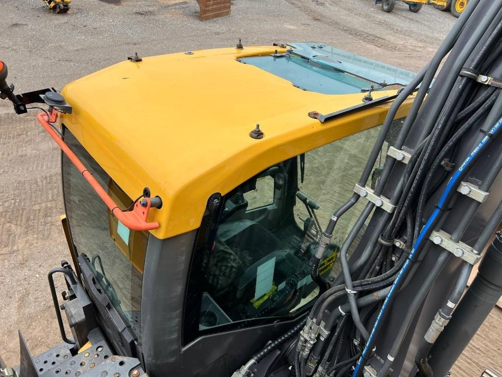 Excavadora de cadenas Volvo EC 140 EL: foto 12