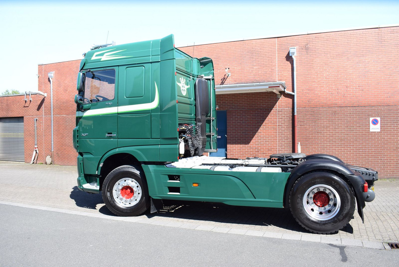 DAF XF 530 FT Retarder Leder Standklima Hydraulik - Cabeza tractora: foto 3 DAF XF 530 FT Retarder Leder Standklima Hydraulik - Cabeza tractora: foto 3