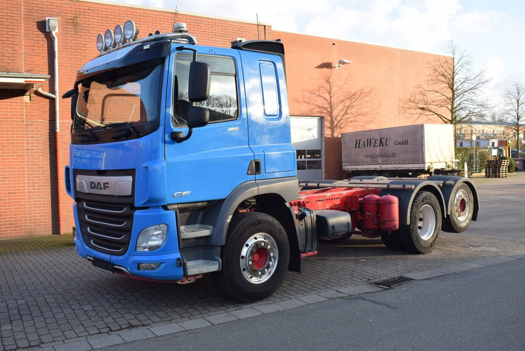 DAF CF 450 6x2 Fahrgestell Klima Navi Lift Retarder - Camión volquete: foto 2 DAF CF 450 6x2 Fahrgestell Klima Navi Lift Retarder - Camión volquete: foto 2