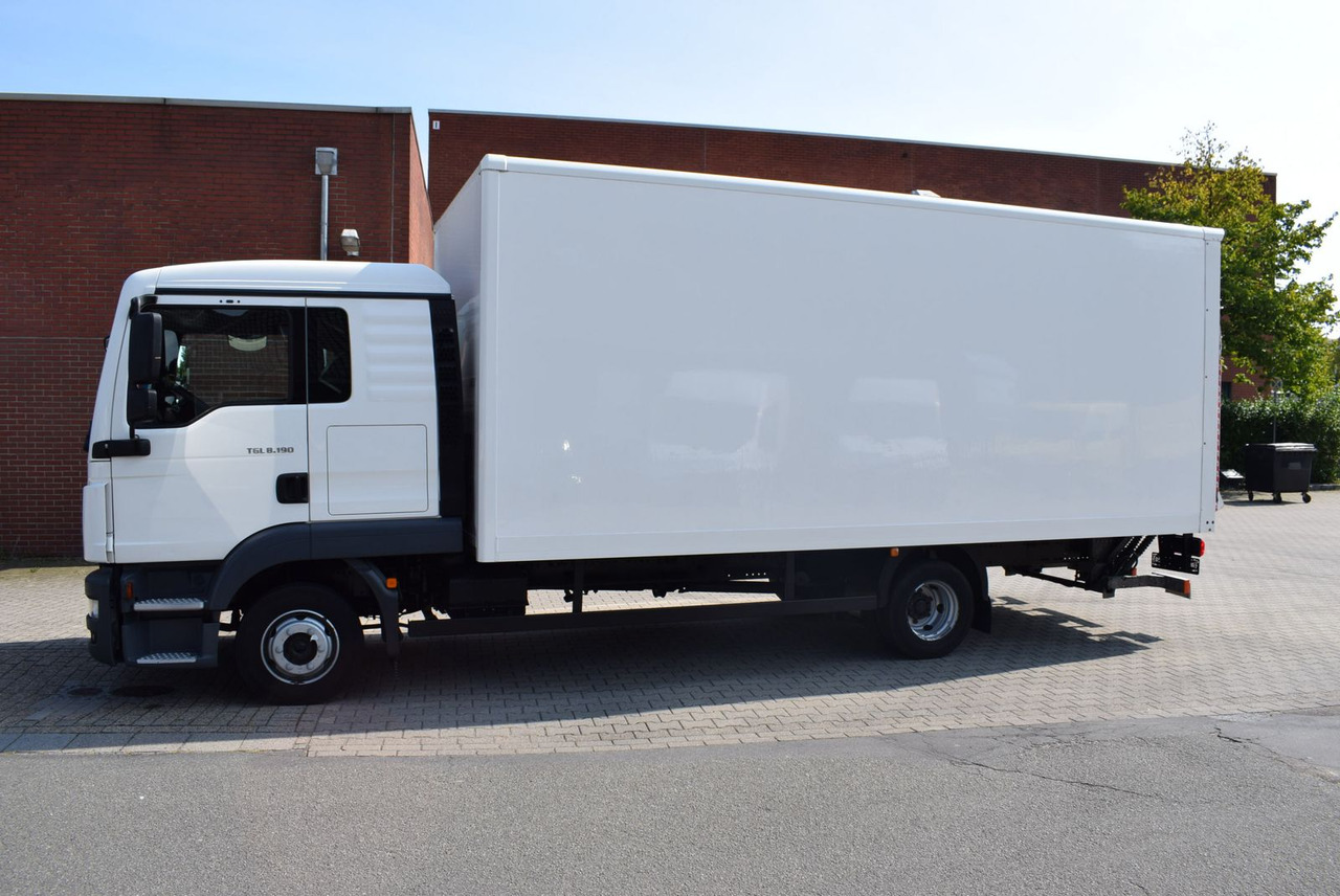 MAN TGL 8.190 Koffer 6,10m LBW Klima Tempomat AHK - Furgoneta caja cerrada: foto 3 MAN TGL 8.190 Koffer 6,10m LBW Klima Tempomat AHK - Furgoneta caja cerrada: foto 3