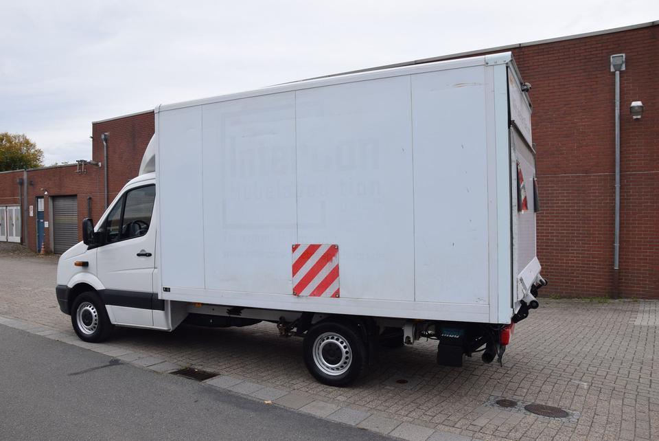 Volkswagen Crafter 35 Koffer 2,0 TDI LBW Palfinger 500KG - Furgoneta caja cerrada: foto 4 Volkswagen Crafter 35 Koffer 2,0 TDI LBW Palfinger 500KG - Furgoneta caja cerrada: foto 4