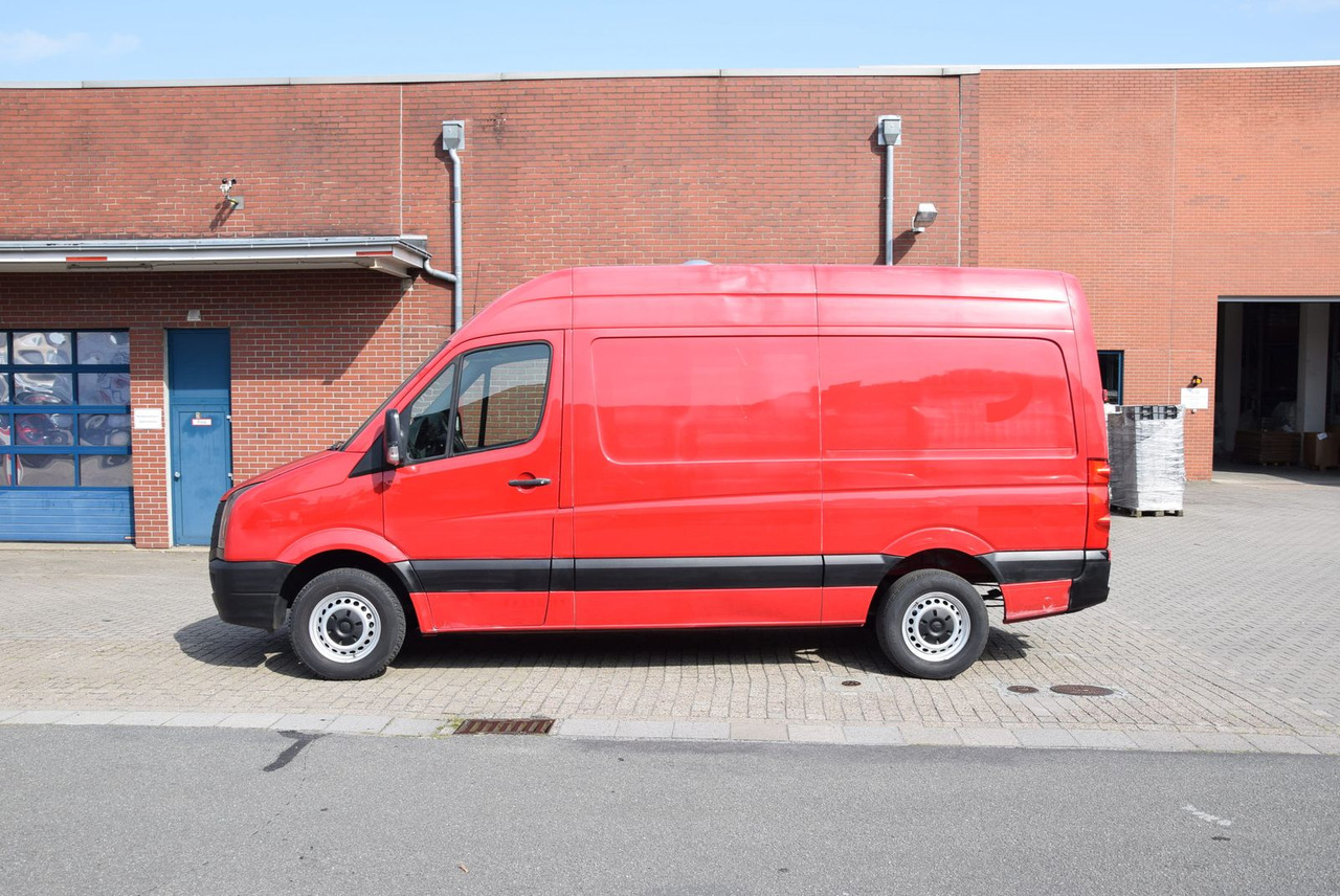 Volkswagen Crafter 35 mittel L2H2 Hochdach Standheizung AHK - Furgón: foto 2 Volkswagen Crafter 35 mittel L2H2 Hochdach Standheizung AHK - Furgón: foto 2