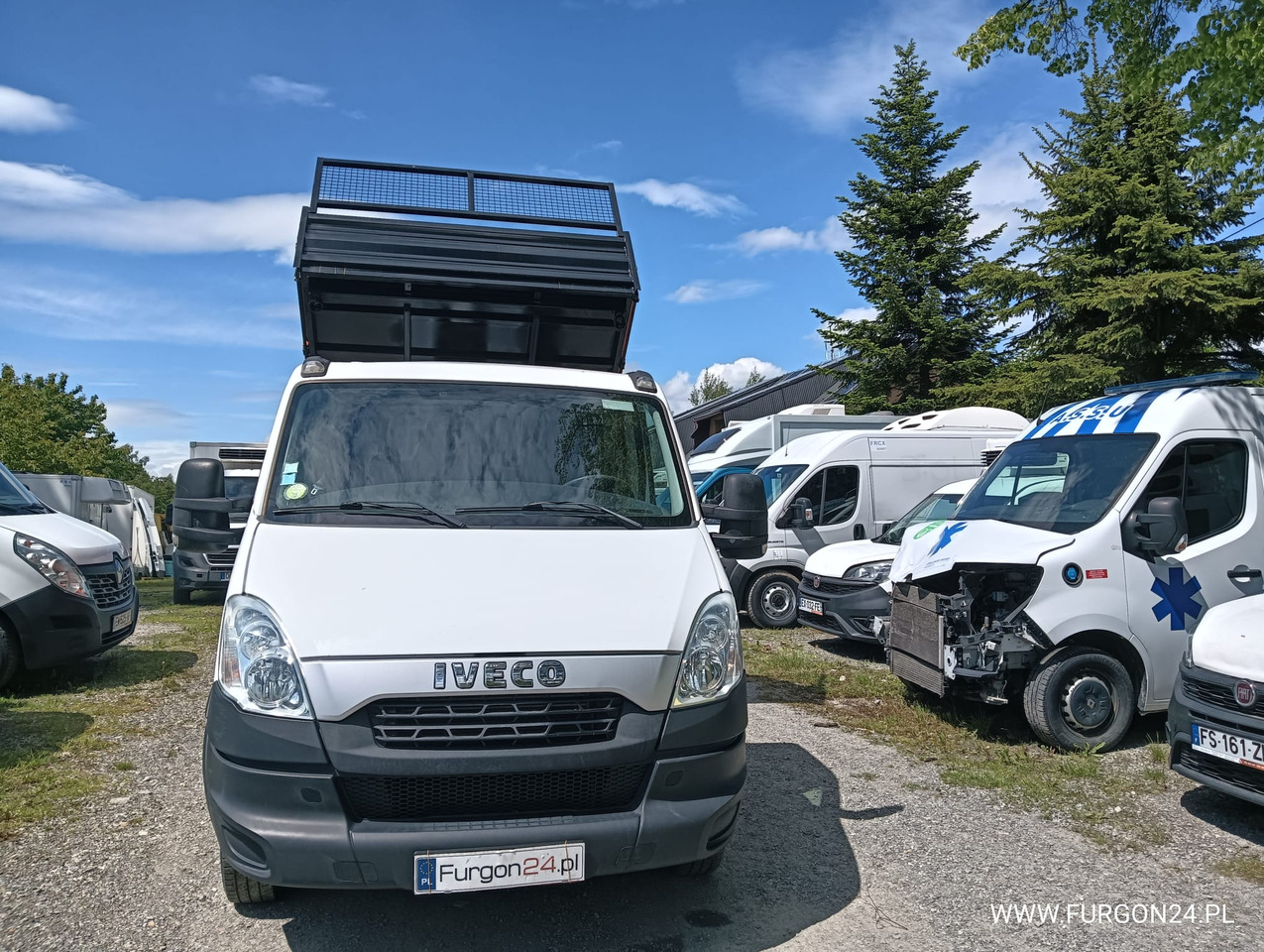 IVECO DAILY 35C13 WYWROTKA KIPER 3 STRONNY Z NAJAZDAMI NR 856 - Furgoneta basculante: foto 2 IVECO DAILY 35C13 WYWROTKA KIPER 3 STRONNY Z NAJAZDAMI NR 856 - Furgoneta basculante: foto 2
