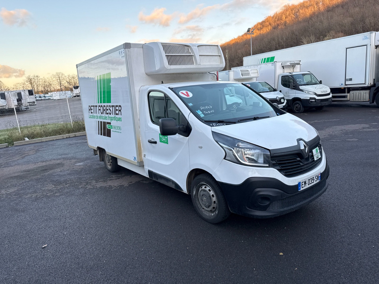 RENAULT TRAFIC KONTENER CHŁODNIA MROŹNIA NR 871 WKRÓTCE!!! - Furgoneta frigorifica: foto 1 RENAULT TRAFIC KONTENER CHŁODNIA MROŹNIA NR 871 WKRÓTCE!!! - Furgoneta frigorifica: foto 1