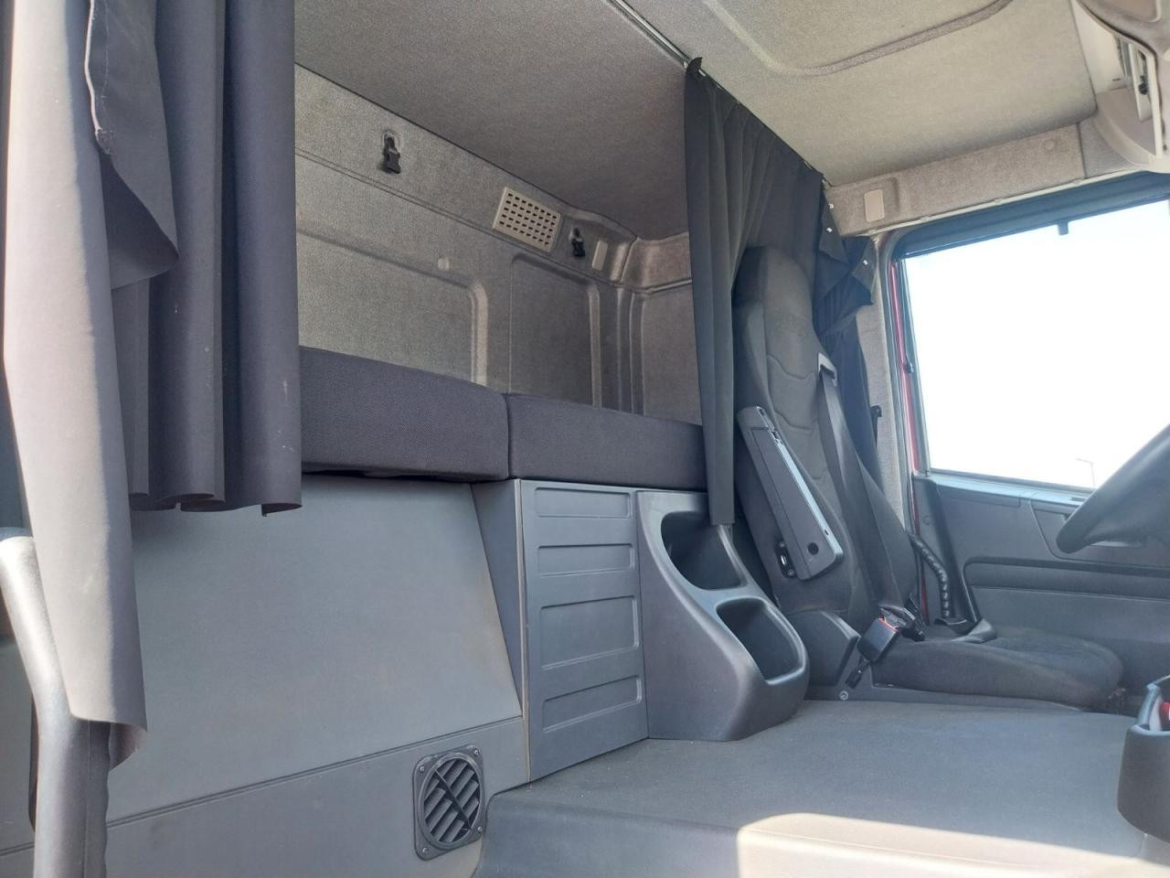 IVECO Stralis AS440S40TP - Cabeza tractora: foto 4 IVECO Stralis AS440S40TP - Cabeza tractora: foto 4