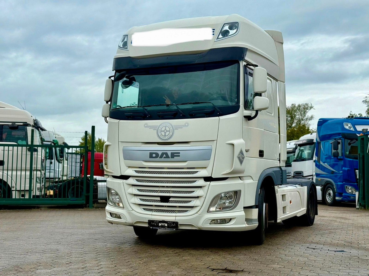 DAF XF 460 +Retarter+2xTank - Cabeza tractora: foto 4 DAF XF 460 +Retarter+2xTank - Cabeza tractora: foto 4