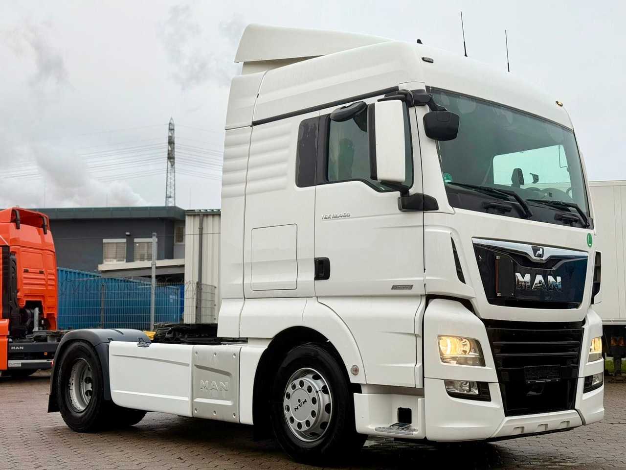 MAN TGX 18 460 Retarter+Standklima - Cabeza tractora: foto 3 MAN TGX 18 460 Retarter+Standklima - Cabeza tractora: foto 3