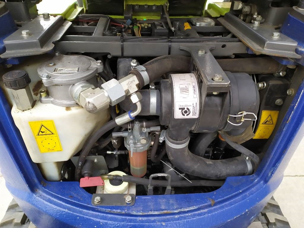 Miniexcavadora IHI 12 VX E: foto 6