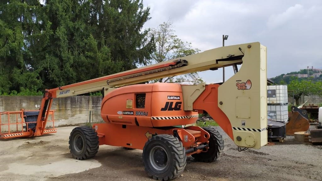 JLG 800 AJ - Plataforma articulada: foto 1 JLG 800 AJ - Plataforma articulada: foto 1