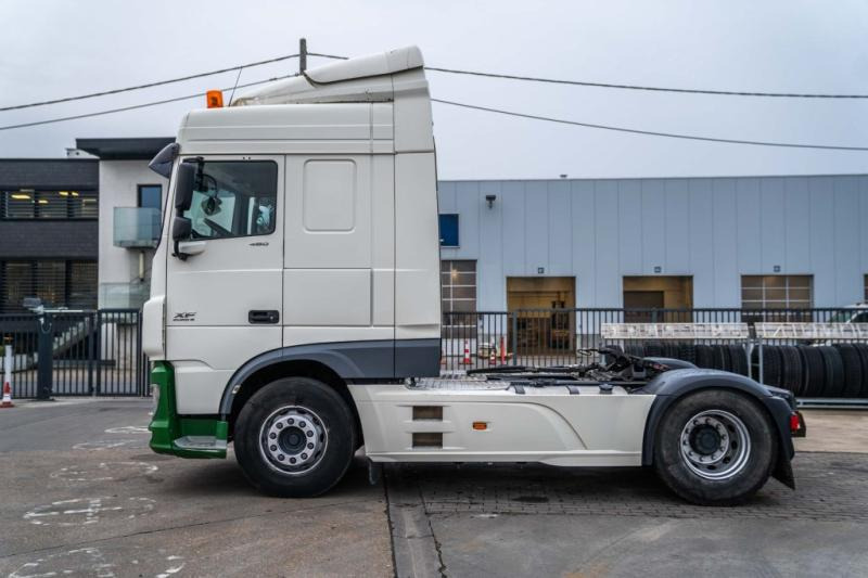 DAF XF 460 + HYDRAULIQUE - Cabeza tractora: foto 2 DAF XF 460 + HYDRAULIQUE - Cabeza tractora: foto 2