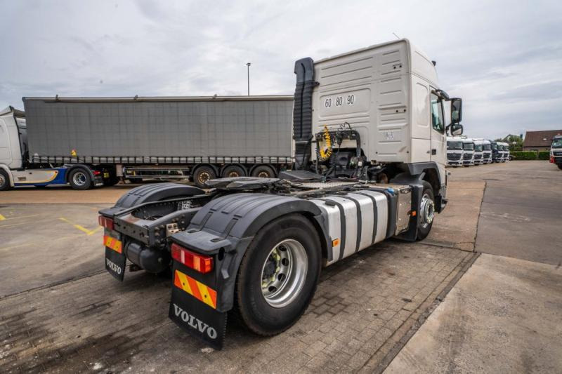 Volvo FM (FH) 460 GLOB +VOITH+KIPHYDR. - Cabeza tractora: foto 4 Volvo FM (FH) 460 GLOB +VOITH+KIPHYDR. - Cabeza tractora: foto 4