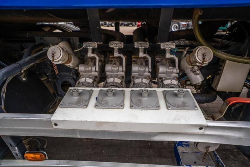 Camión cisterna DAF LF55 280+ ALU 13000L/4 COMP.: foto 10
