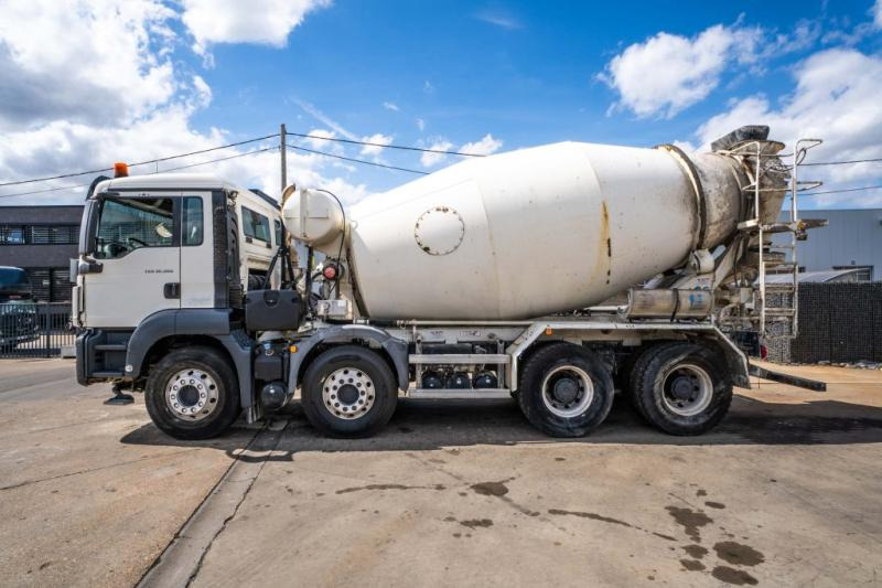 Camión hormigonera MAN TGS 32 360 BB+ LIEBHERR 9m3: foto 6 Camión hormigonera MAN TGS 32 360 BB+ LIEBHERR 9m3: foto 6
