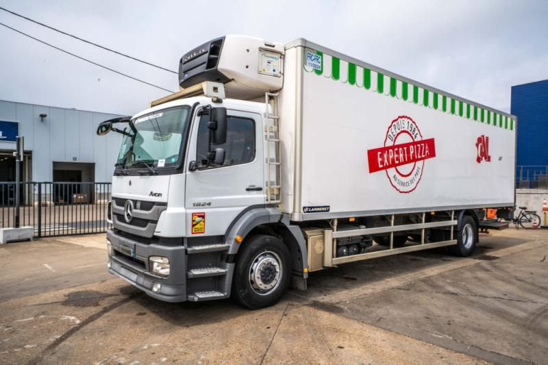 Mercedes AXOR 1824 +CARRIER SUPRA 950 Mt + HAYON - Camión frigorífico: foto 1 Mercedes AXOR 1824 +CARRIER SUPRA 950 Mt + HAYON - Camión frigorífico: foto 1