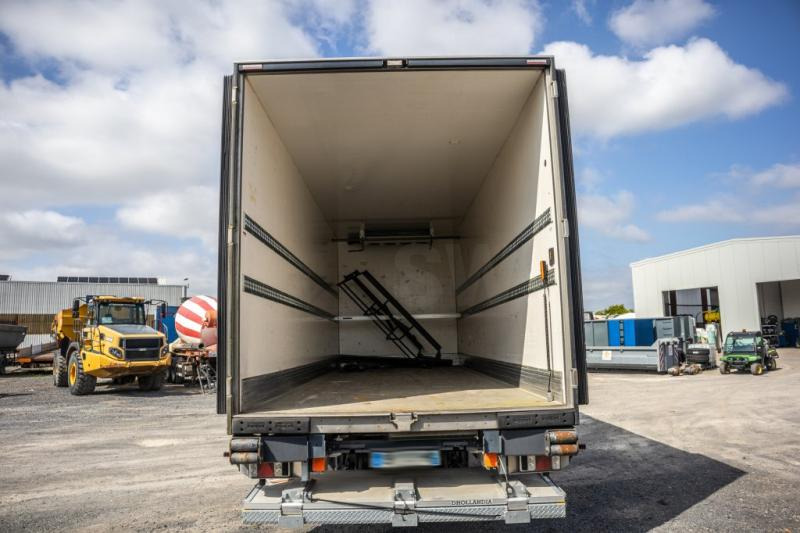 Chereau CHEREAU+CARRIER+DHOLLANDIA 2.5 T. - Remolque: foto 5 Chereau CHEREAU+CARRIER+DHOLLANDIA 2.5 T. - Remolque: foto 5