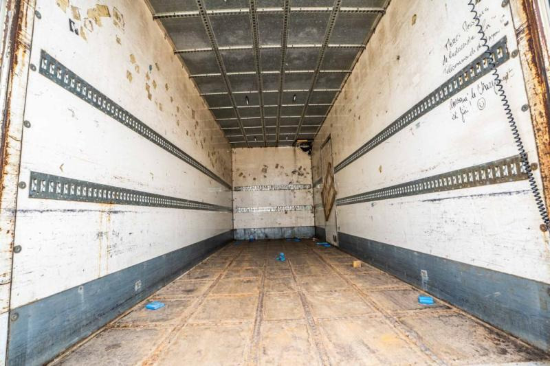 Camión caja cerrada Renault MIDLUM 270 DXI (14T.)+DHOLLANDIA: foto 10