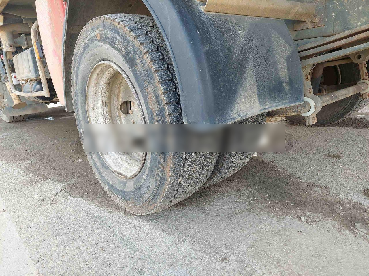 RENAULT MIDLUM 180 - Camión volquete: foto 2 RENAULT MIDLUM 180 - Camión volquete: foto 2