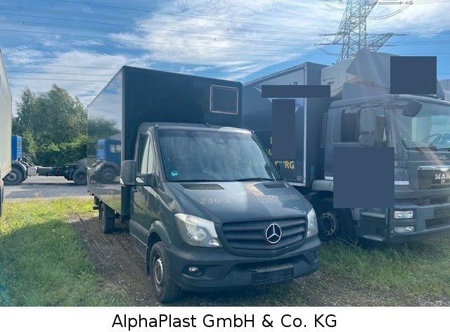 Mercedes-Benz 316 Sprinter Koffer LBW - Furgoneta caja cerrada, Furgoneta combi: foto 1 Mercedes-Benz 316 Sprinter Koffer LBW - Furgoneta caja cerrada, Furgoneta combi: foto 1