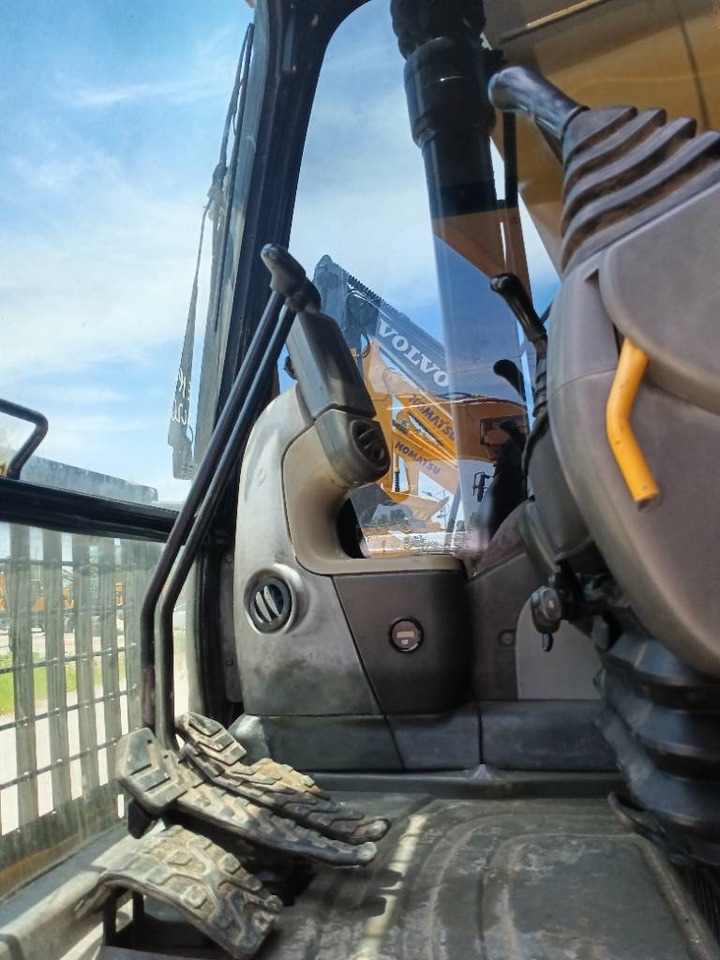 CAT 320 D2 - Excavadora de cadenas: foto 5 CAT 320 D2 - Excavadora de cadenas: foto 5