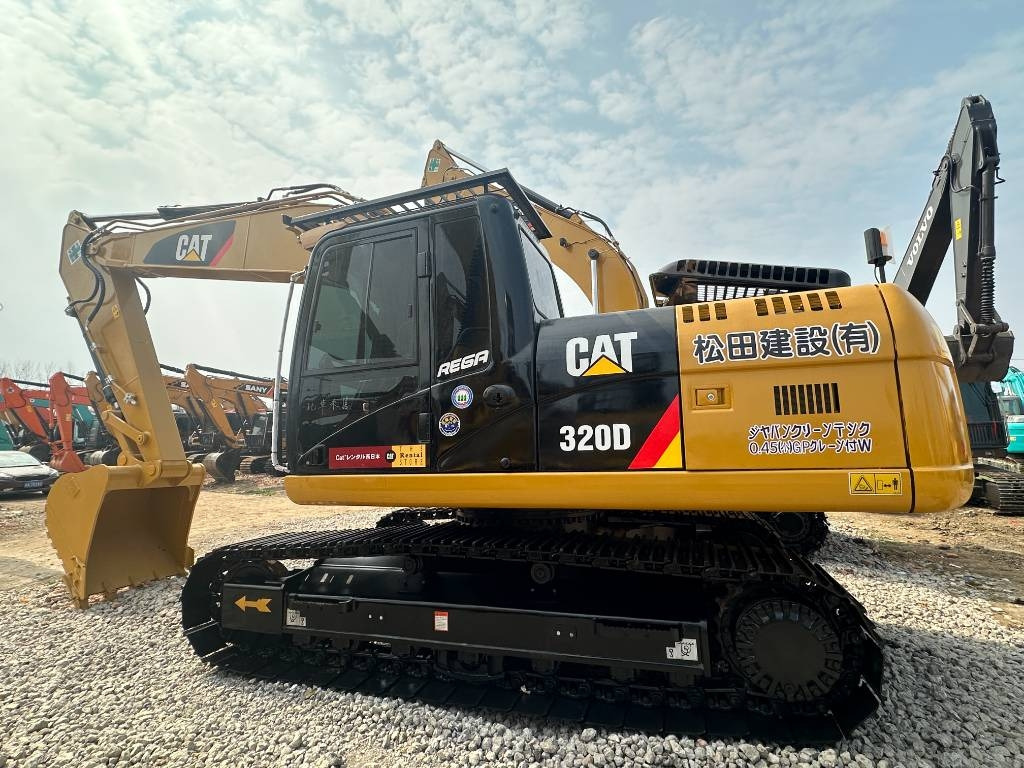 CAT 320D2L - Excavadora de cadenas: foto 1 CAT 320D2L - Excavadora de cadenas: foto 1