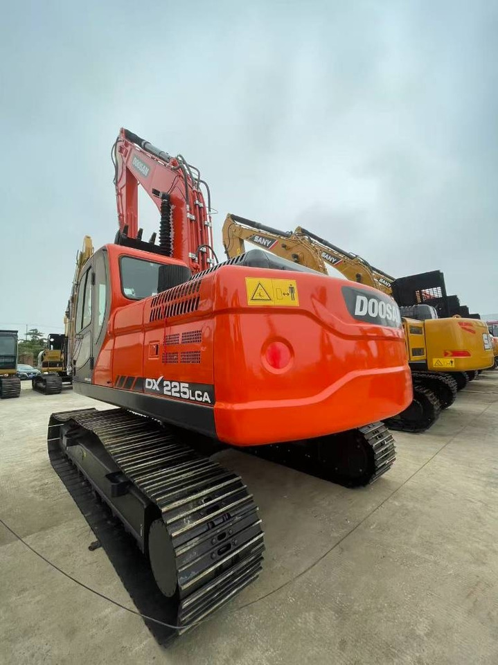 Doosan DX 225 LC  - Excavadora de cadenas: foto 1 Doosan DX 225 LC  - Excavadora de cadenas: foto 1