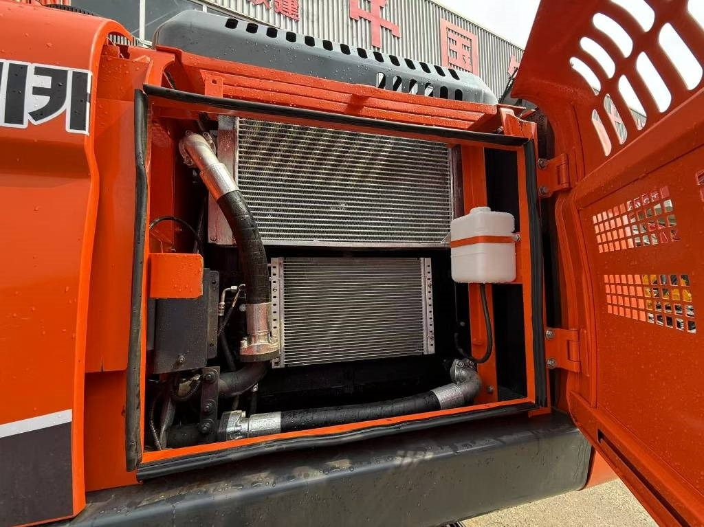 Doosan DX 225 LCA - Excavadora de cadenas: foto 3 Doosan DX 225 LCA - Excavadora de cadenas: foto 3