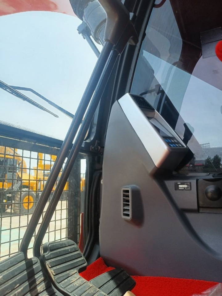 Doosan DX 225 LCA - Excavadora de cadenas: foto 5 Doosan DX 225 LCA - Excavadora de cadenas: foto 5